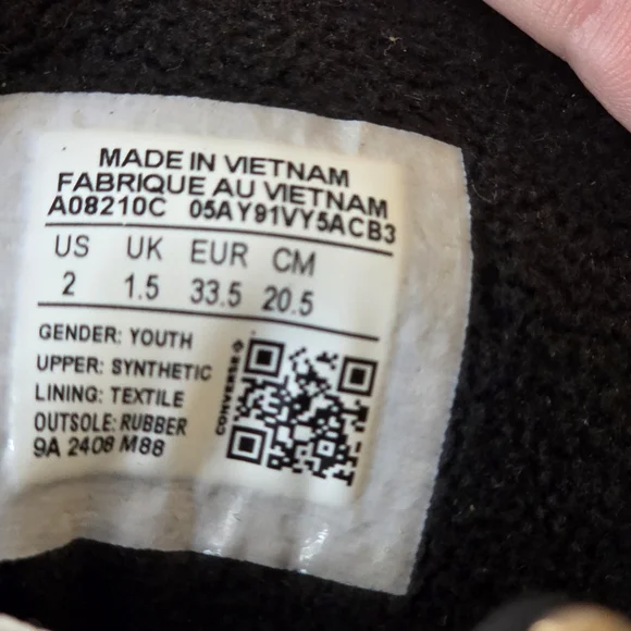 Converse Kids Sneakers in Gold and White - Picture 14 of 14